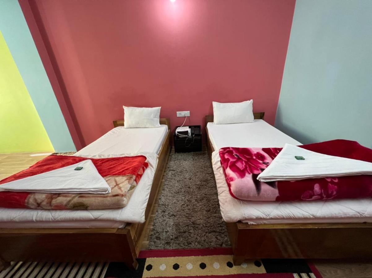 טוואנג Hotel Tashi Ga Tsel מראה חיצוני תמונה