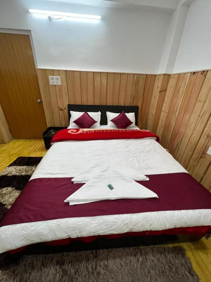טוואנג Hotel Tashi Ga Tsel מראה חיצוני תמונה